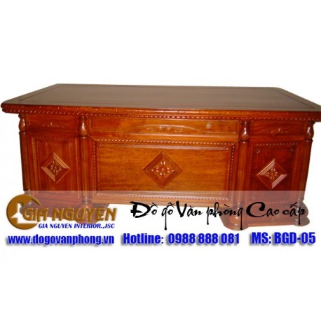 Bàn giám đốc phong cách hiện đại